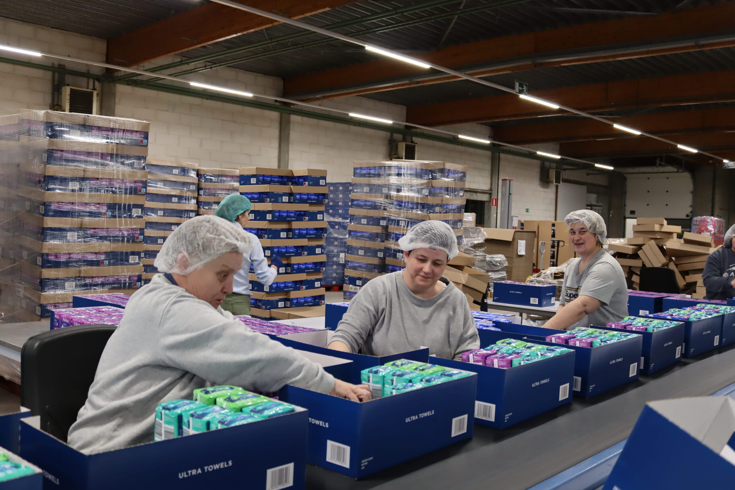 Onze Mirtolisten herverpakken voor Ontex